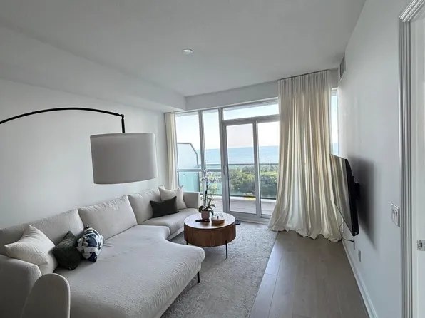 80 Marine Parade Dr, Toronto, ON