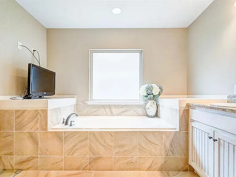 S Onyx Ct — Photo 9