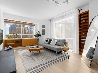 240 E 47th St APT 24F, New York, NY, 10017