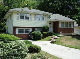 444 Kingston Dr, Cherry Hill, NJ 08034