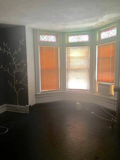 2 bed, 500 sqft, $1,095 — Photo 2