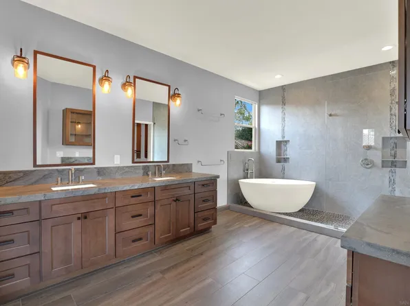 3718 Ruette San Raphael, San Diego, CA 92130