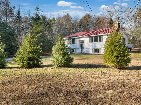 18 Lambert Road, Freeport, ME 04032
