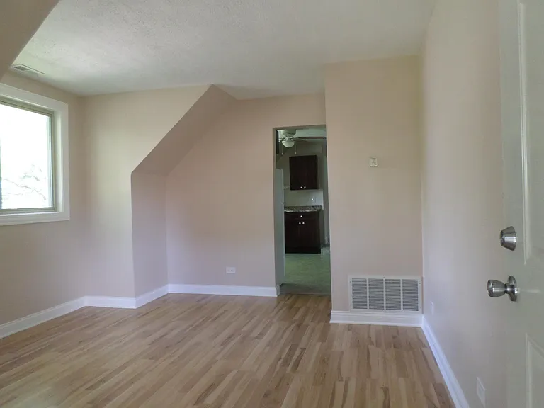3257 W 38th Pl — Photo 8