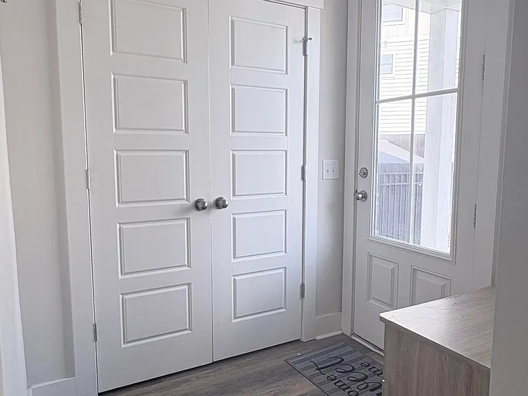 1512 Cuyler Ln — Photo 7