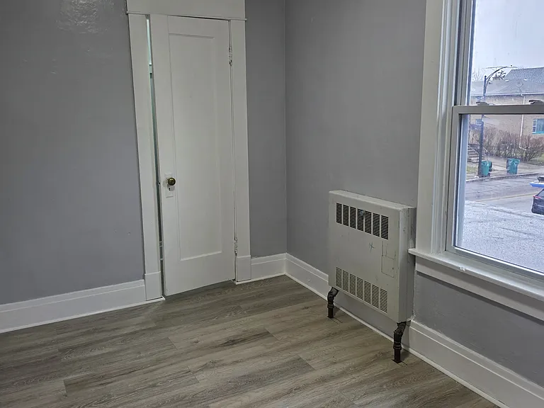 1377 E Delavan Ave #2 — Photo 8