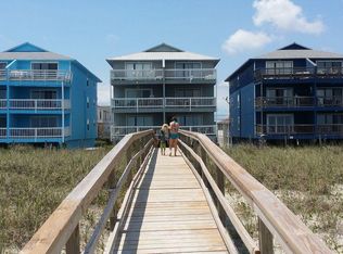 512 Carolina Beach Ave N APT 1A, Carolina Beach, NC 28428