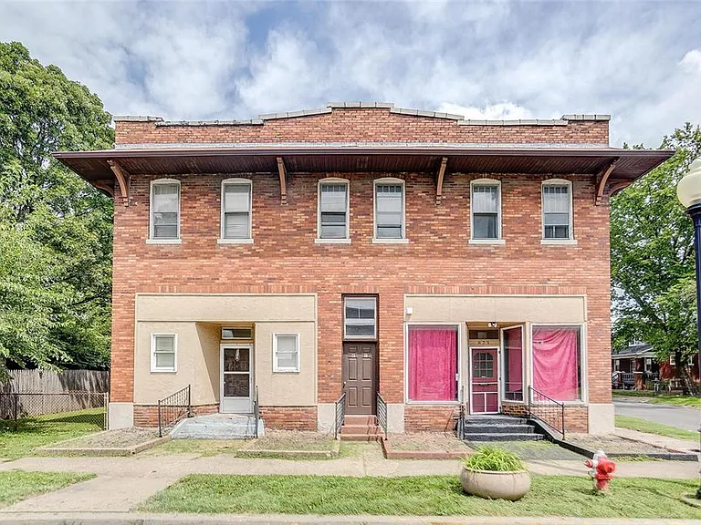 821 Niedringhaus Ave #C — Photo 1