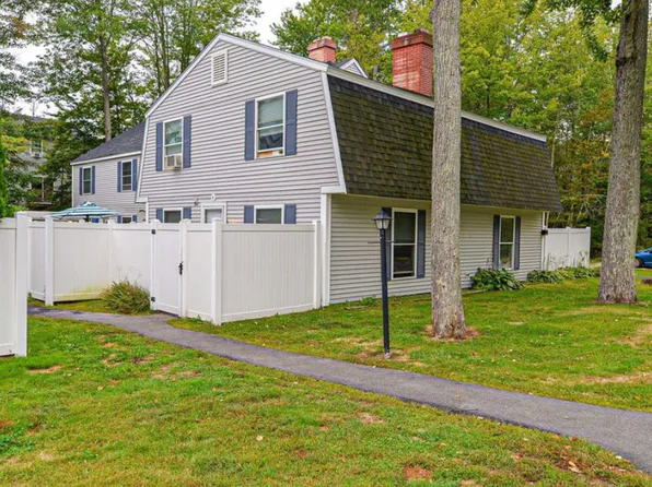 4 Hemlock Frst, Dover, NH 03820