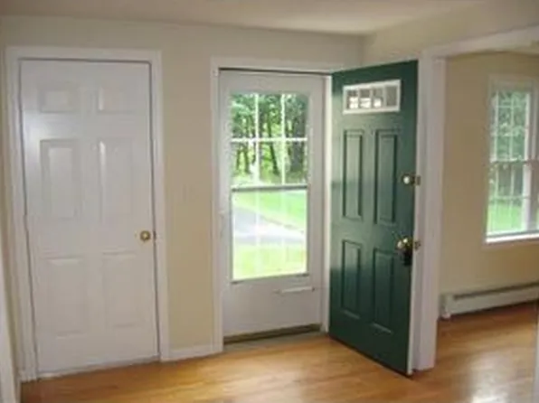 25 Colburn St, Northborough, MA 01532