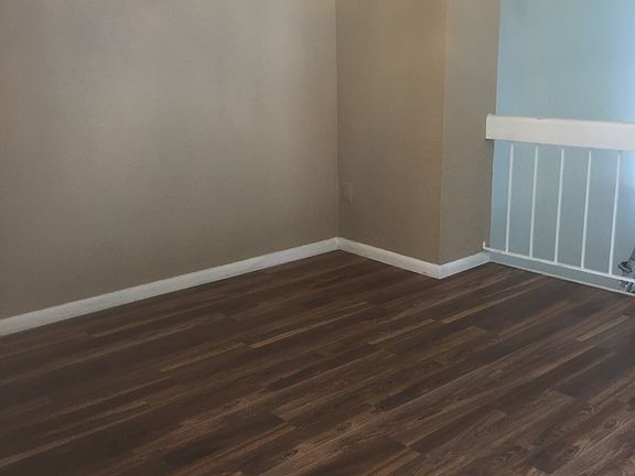 3rd image of 99 Hooverton Pl