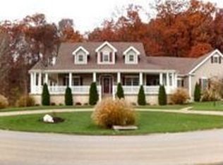 9 Manderly Place Dr, O'Fallon, MO 63366