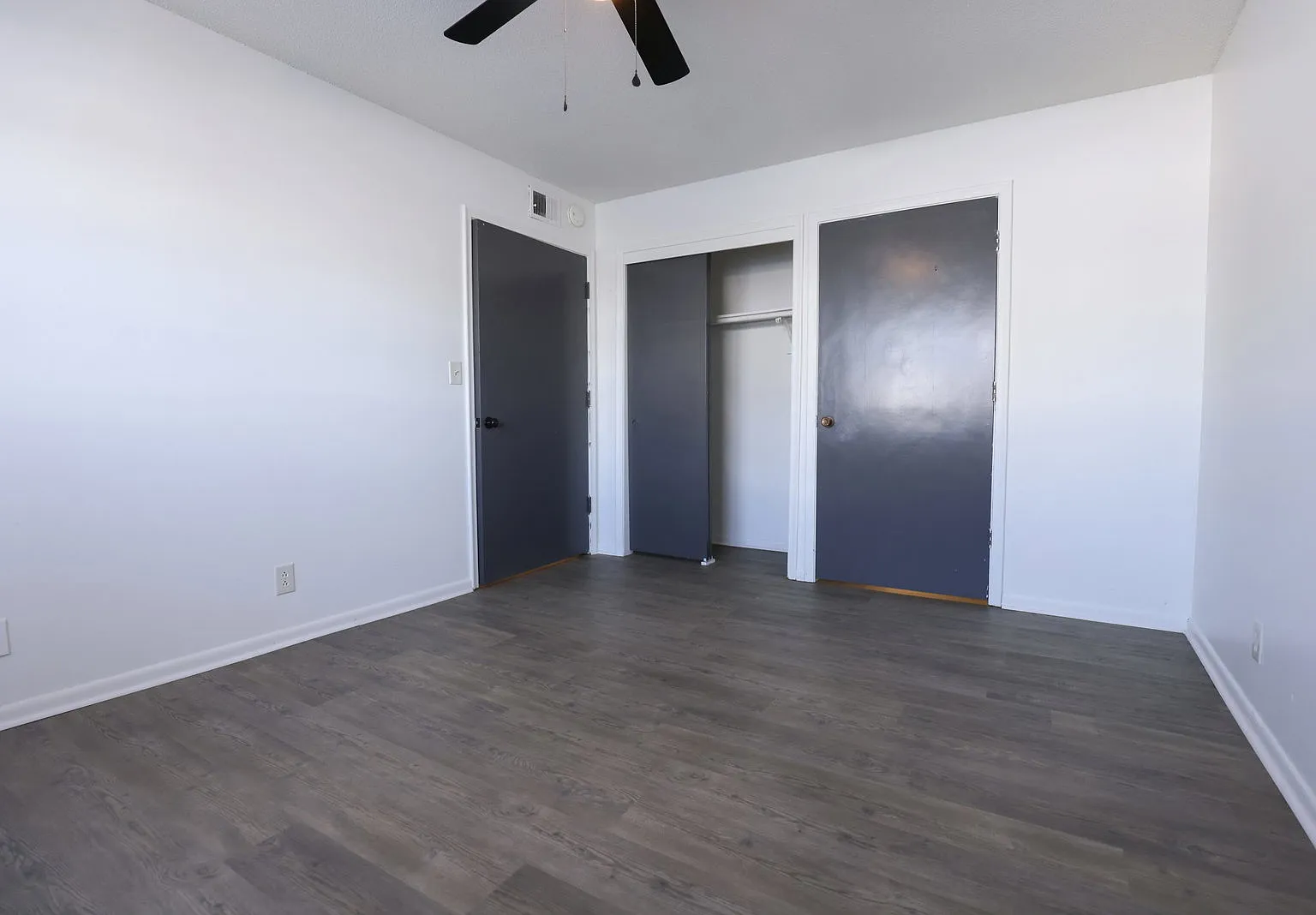 Benson Place Apartments — Photo 3