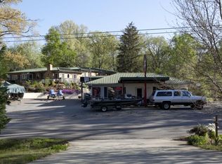 5974 Jim Crow Rd, Flowery Branch, GA 30542