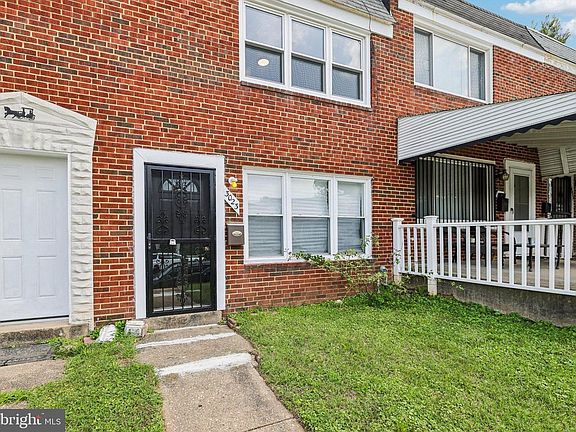 4th image of 3023 Janice Ave