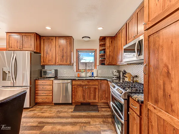 1565 Lexington Rd, Helena, MT 59602