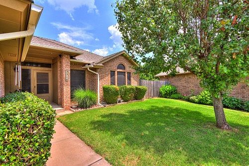 2nd image of 3316 Bishop Rock Pl