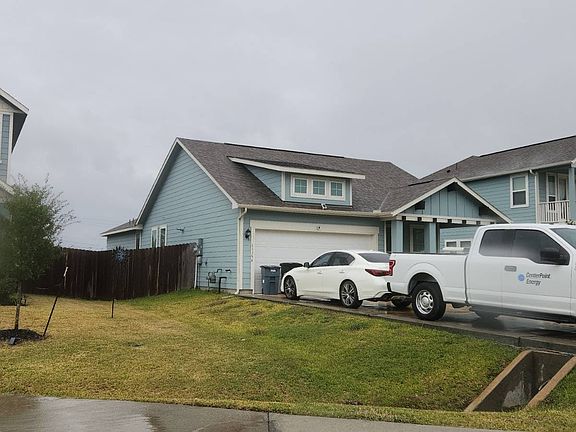 3rd image of 13354 Pecan Trails Dr