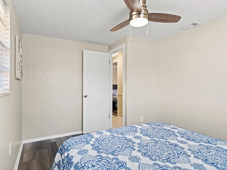 200 E Langsner St #1 — Photo 21