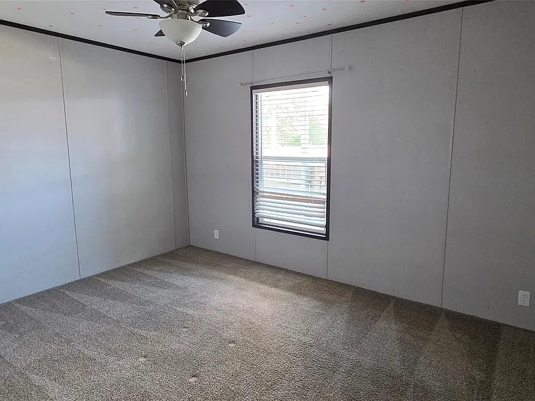 2571 Lee Turner Rd — Photo 10