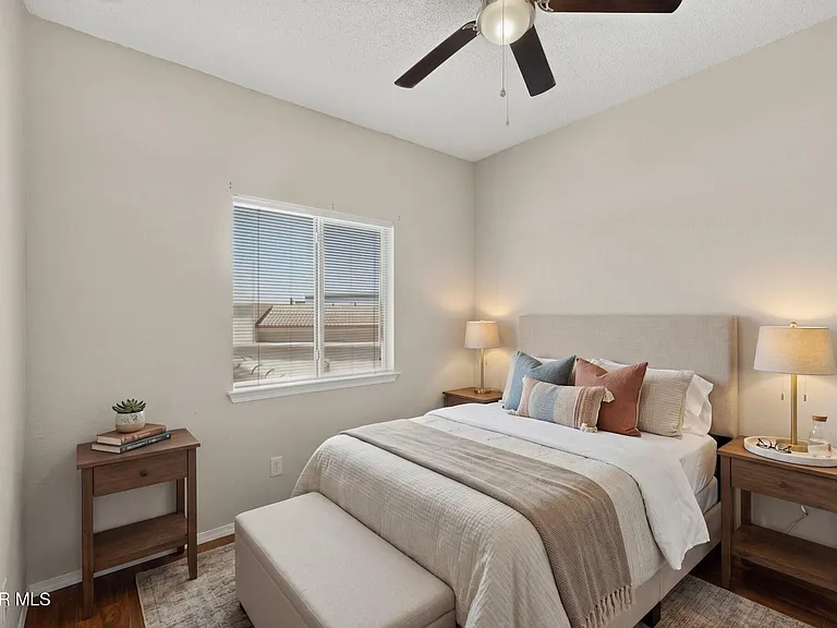 14224 Desert Ash Dr — Photo 43
