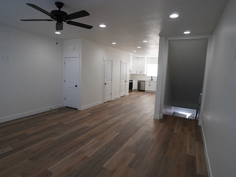 1570 S 150 W — Photo 6