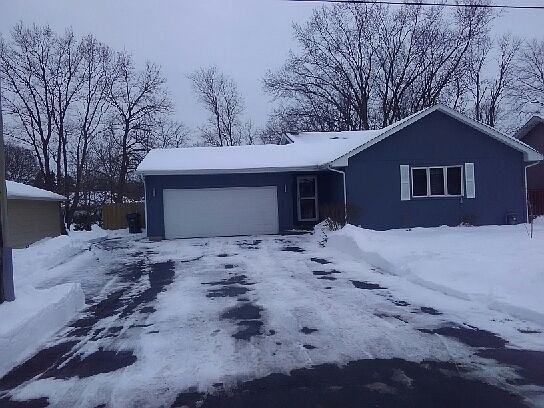 1st image of 10429 W Waldo Ave