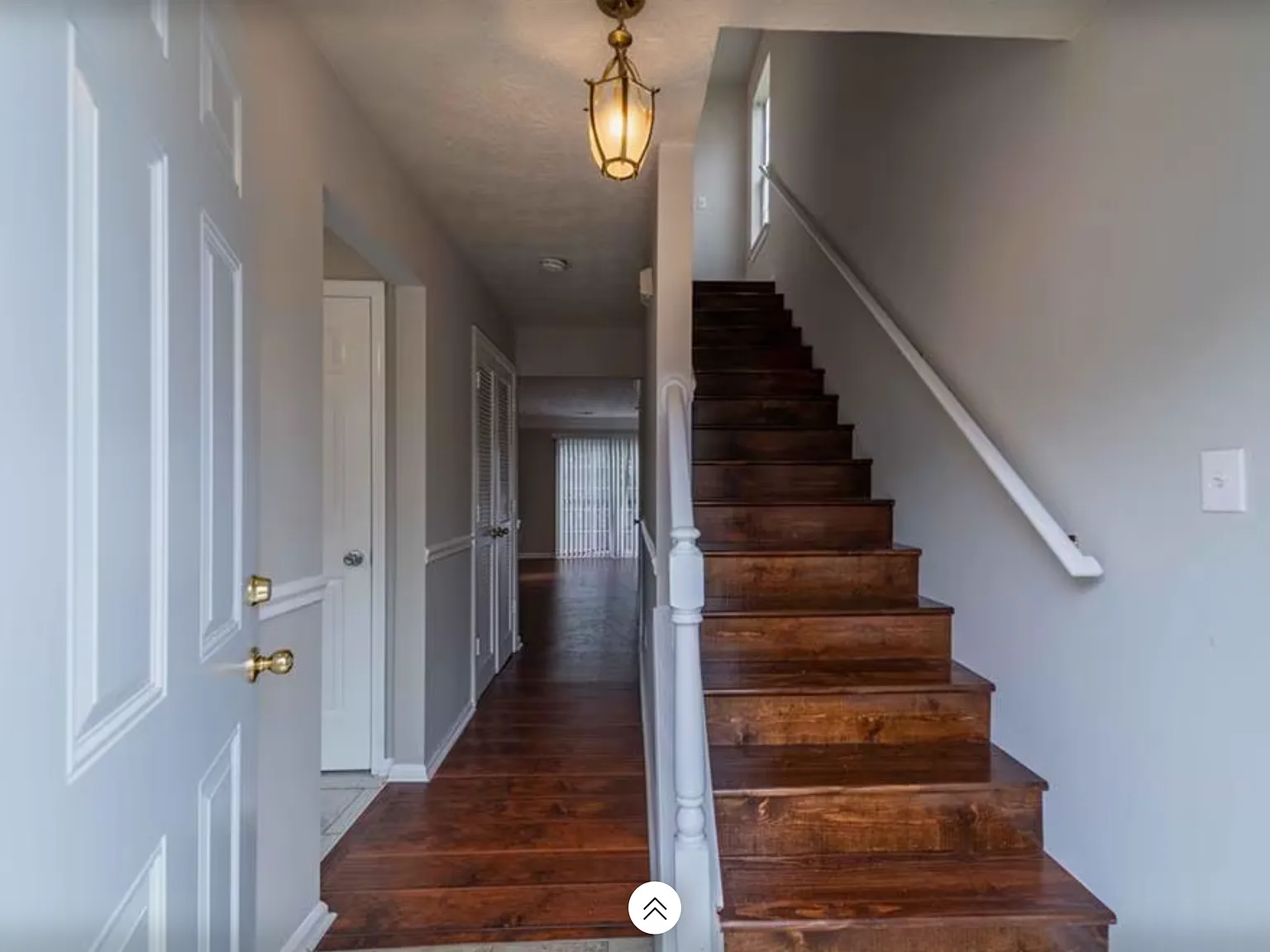 2 bed, 2.5 bath, 1300 sqft, $1,950 — Photo 3