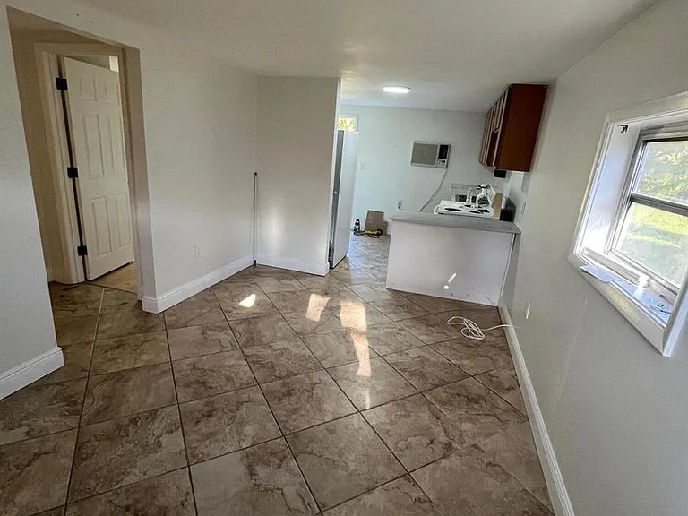 2318 SW 17th Ave #B — Photo 9