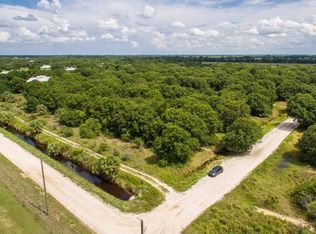 2100 69th Ct SW, Vero Beach, FL 32968