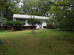 142 N Little Tor Rd, New City, NY 10956