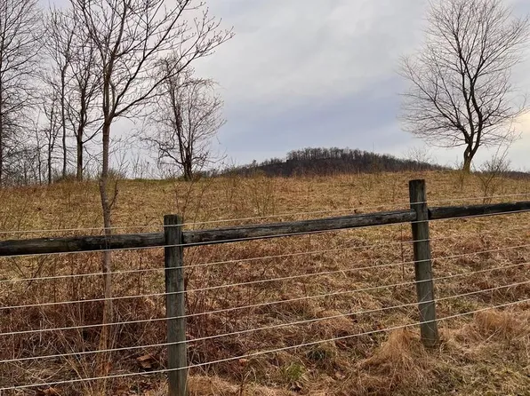 Aileen Rd, Flint Hill, VA 22627