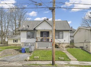 27 Commonwealth Ave, Middletown, NY 10940