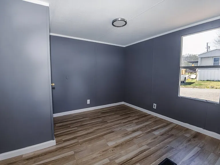 300 Randell Dr #27 — Photo 10