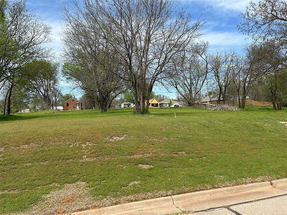 2nd image of 708 E Lincoln Ave #13-15-16