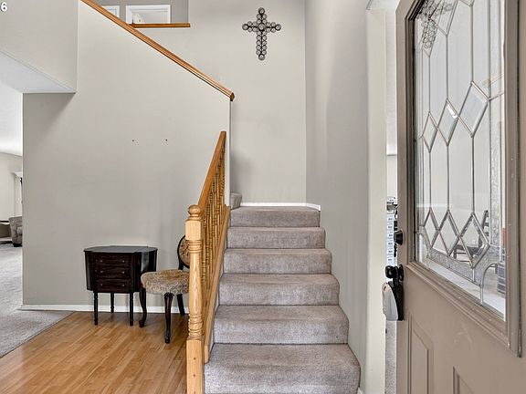 3rd image of 37520 Green Mountain St