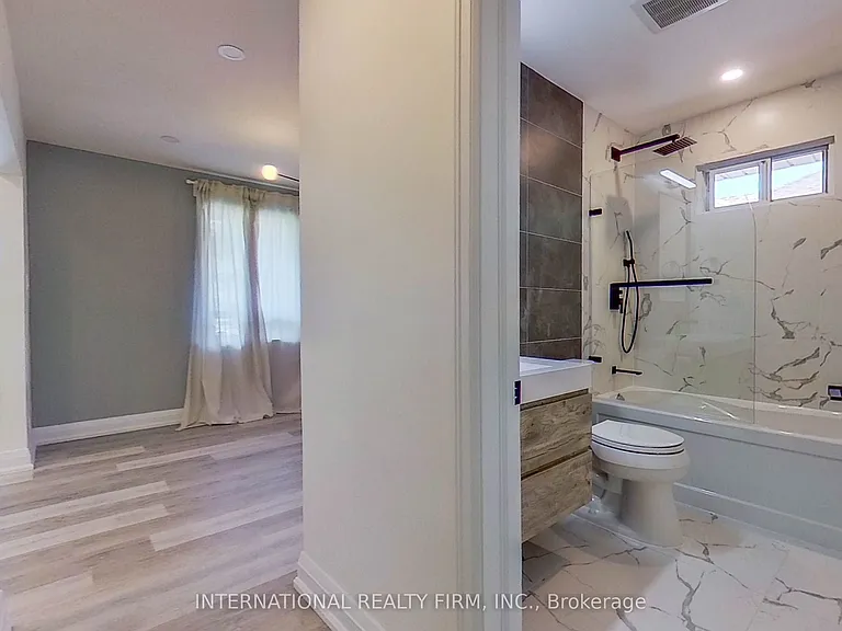85 Churchill Ave — Photo 15