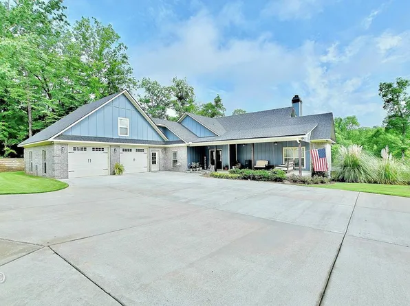 773 Lee Road 370, Valley, AL 36854