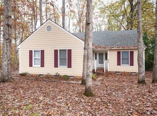 948 Chatfield Dr, Jamestown, NC 27282