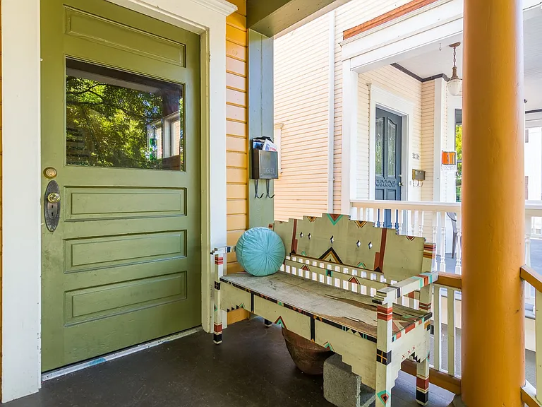 2322 NW Kearney St — Photo 18