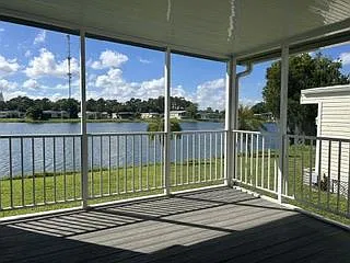 3 bed, 2.0 bath, 1356 sqft, $1,499 — Photo 4