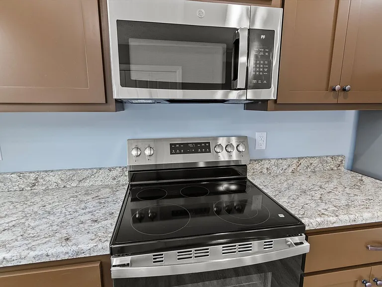 19851 Shady Acres Cir — Photo 13