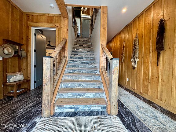 59th image of 550 Steer Creek Rd