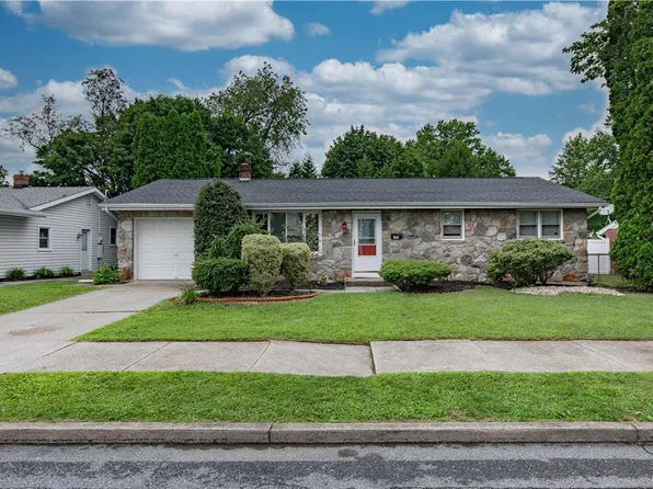 1912 Kensington Rd, Bethlehem, PA 18018