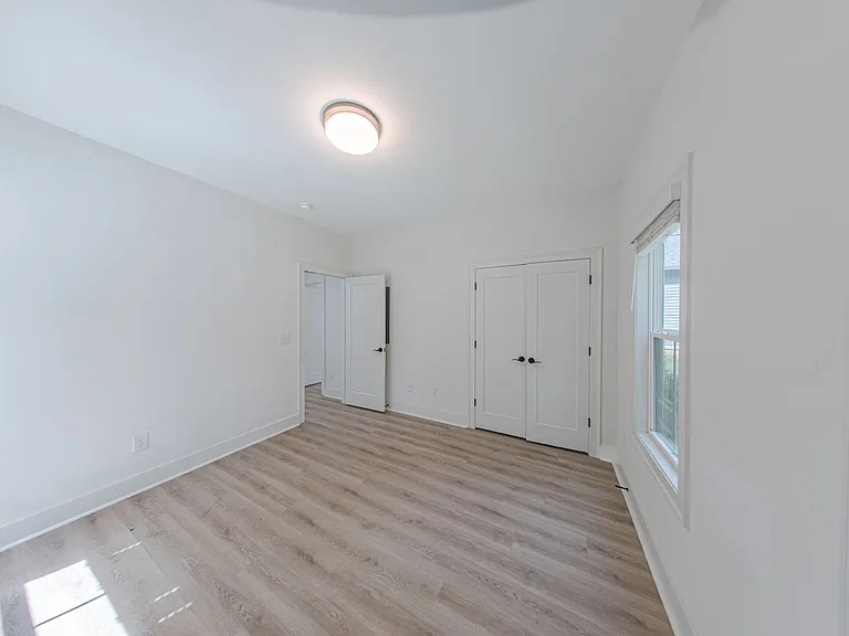 2400 Lowe St NW #B — Photo 13