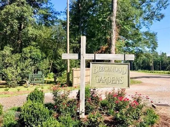 Bamboo Ln, Covington, LA 70435