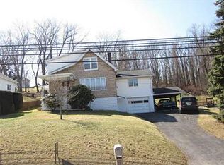 833 Fellsburg Rd, Belle Vernon, PA 15012