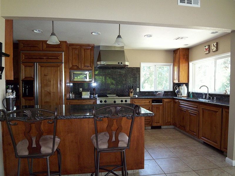 1st image of 3333 N Fairway Dr