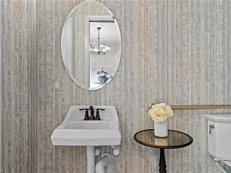 1/2 Bath off of Study/Office