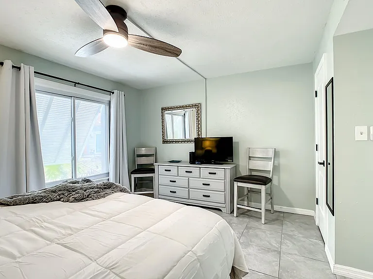 3735 42nd Way S #B — Photo 31